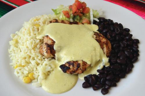 GRILLED CHICKEN BREAST WITH POBLANO SAUCE